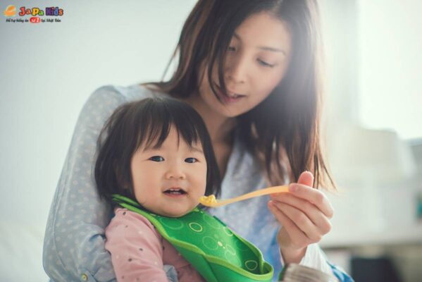 bé không hấp thụ chất dinh dưỡng