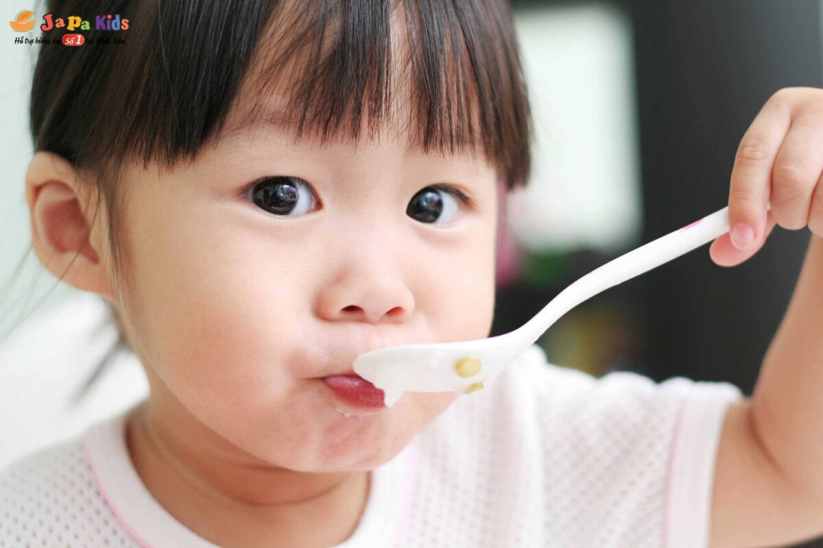 thực đơn tăng cân cho trẻ 8 tuổi